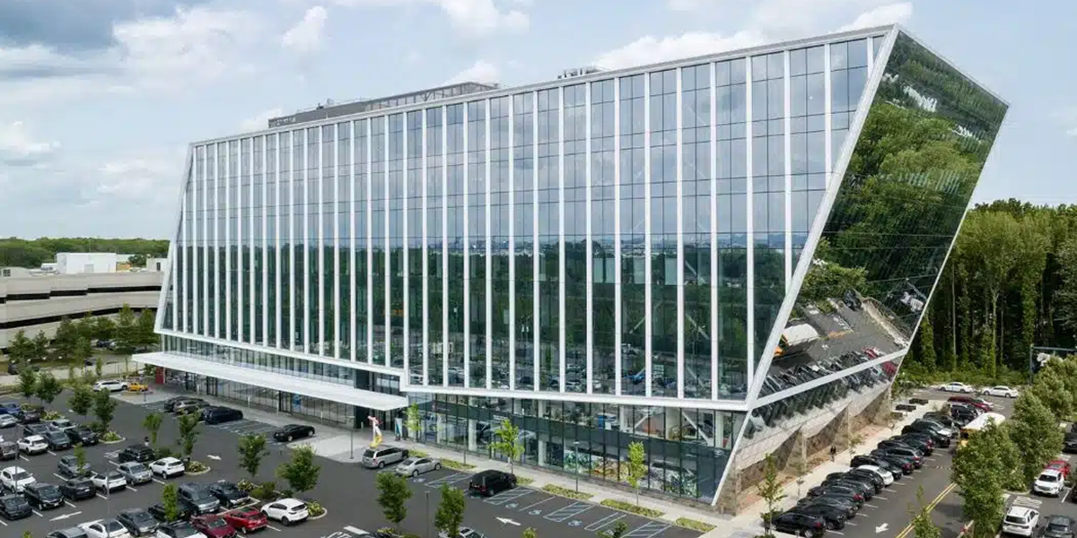 Staten Island building exterior and parking area